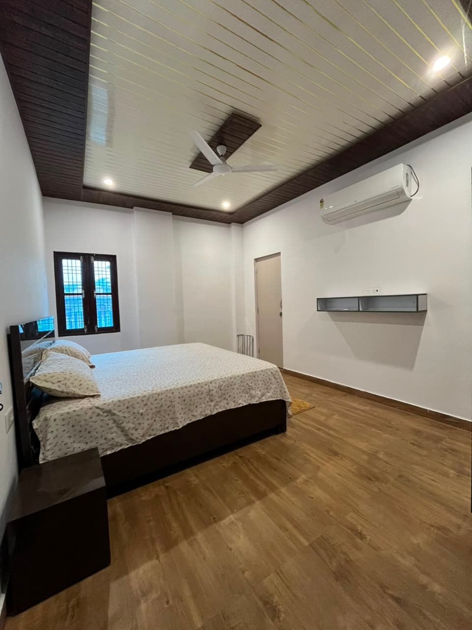 Bedroom 3 — Deluxe Room